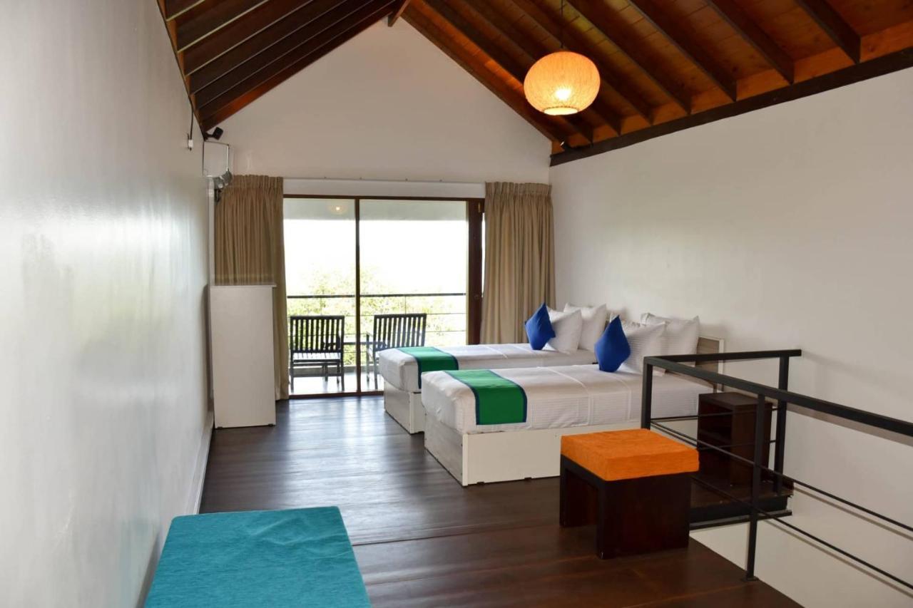 Chari Lake Boutique Hotel Habaraduwa Central Extérieur photo