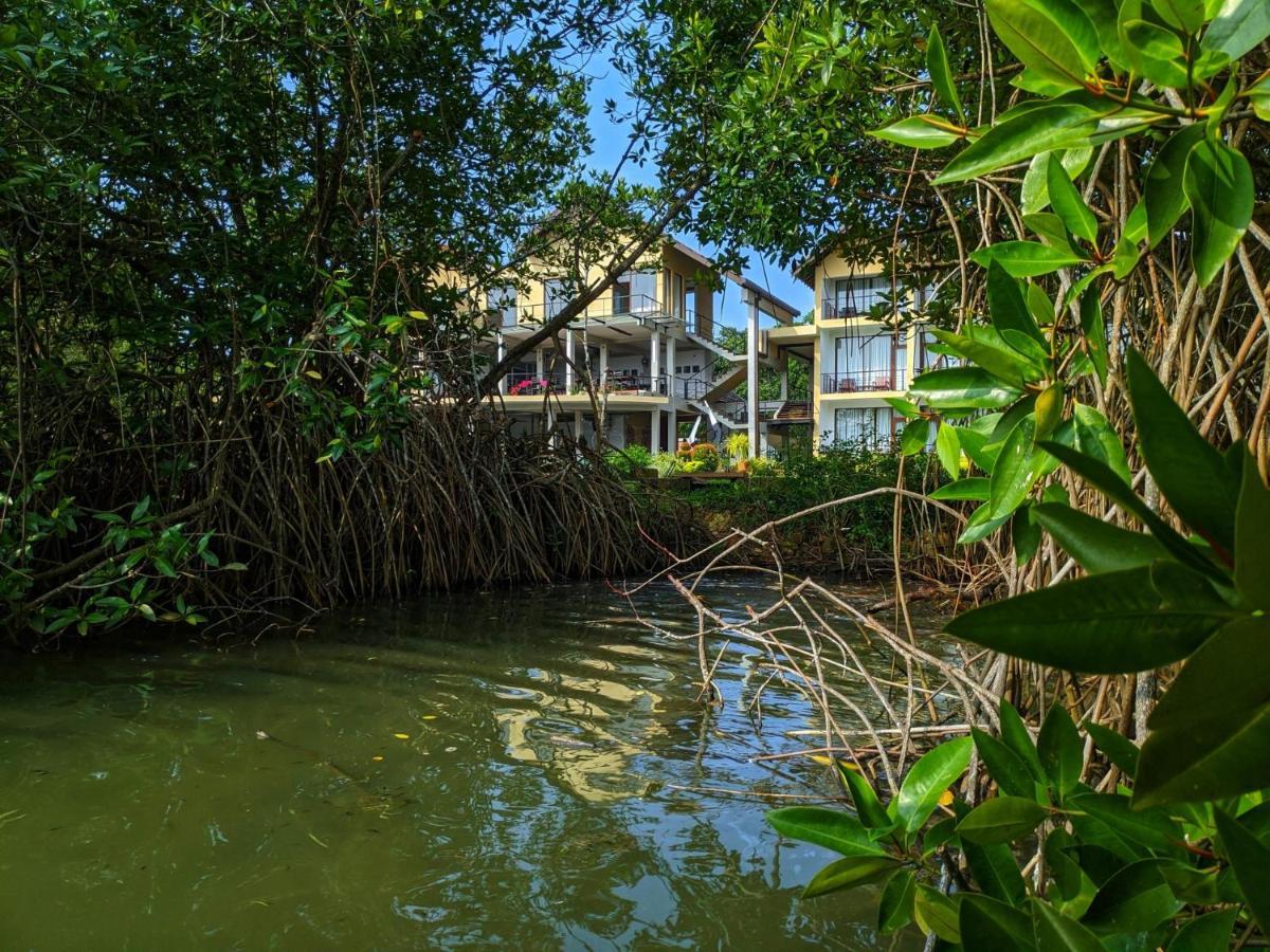 Chari Lake Boutique Hotel Habaraduwa Central Extérieur photo