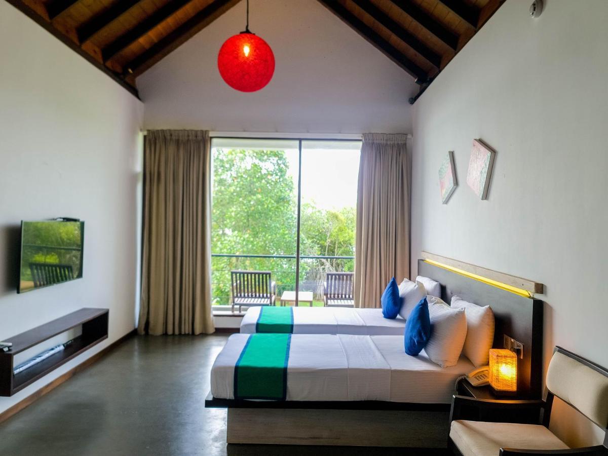 Chari Lake Boutique Hotel Habaraduwa Central Extérieur photo