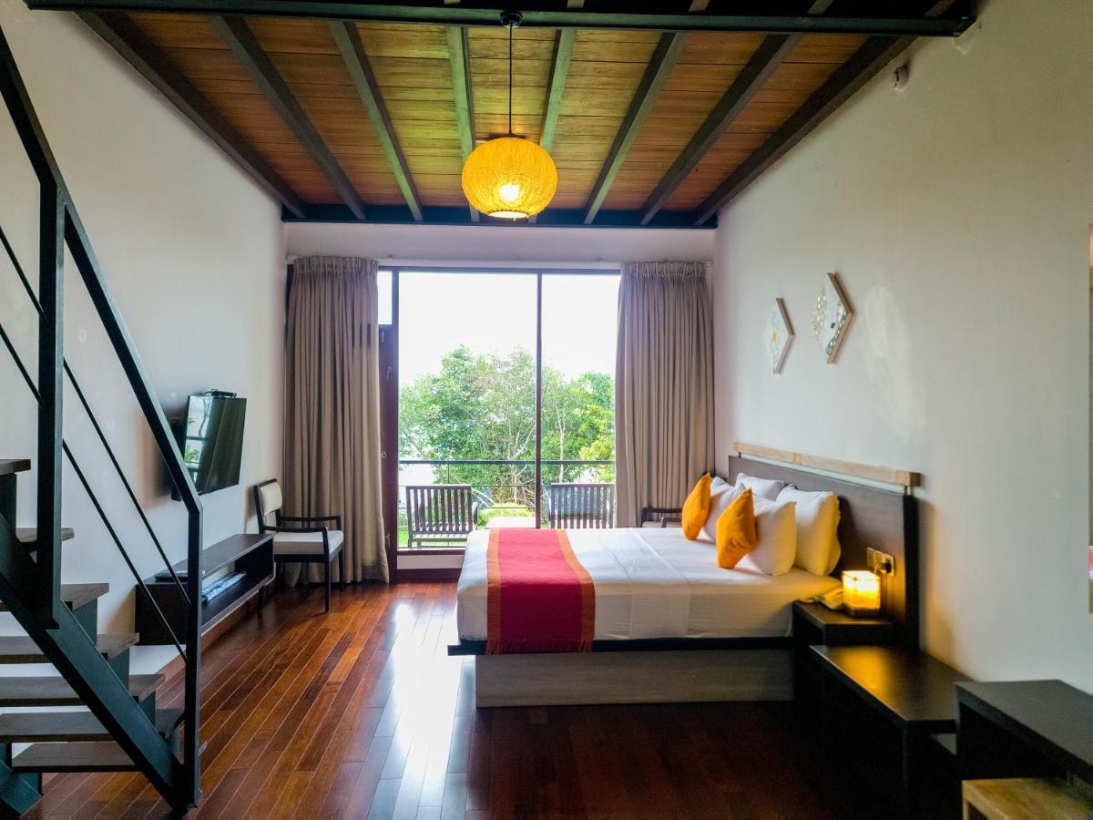 Chari Lake Boutique Hotel Habaraduwa Central Extérieur photo