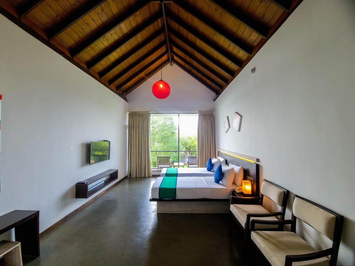 Chari Lake Boutique Hotel Habaraduwa Central Extérieur photo
