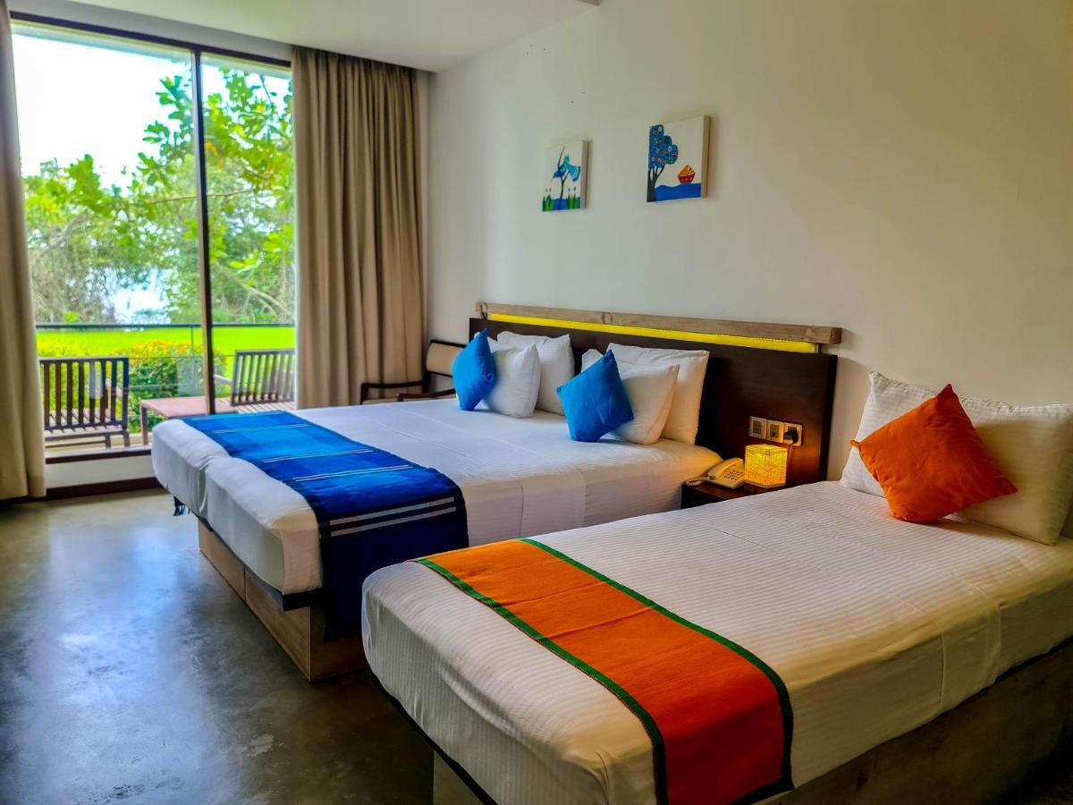 Chari Lake Boutique Hotel Habaraduwa Central Extérieur photo